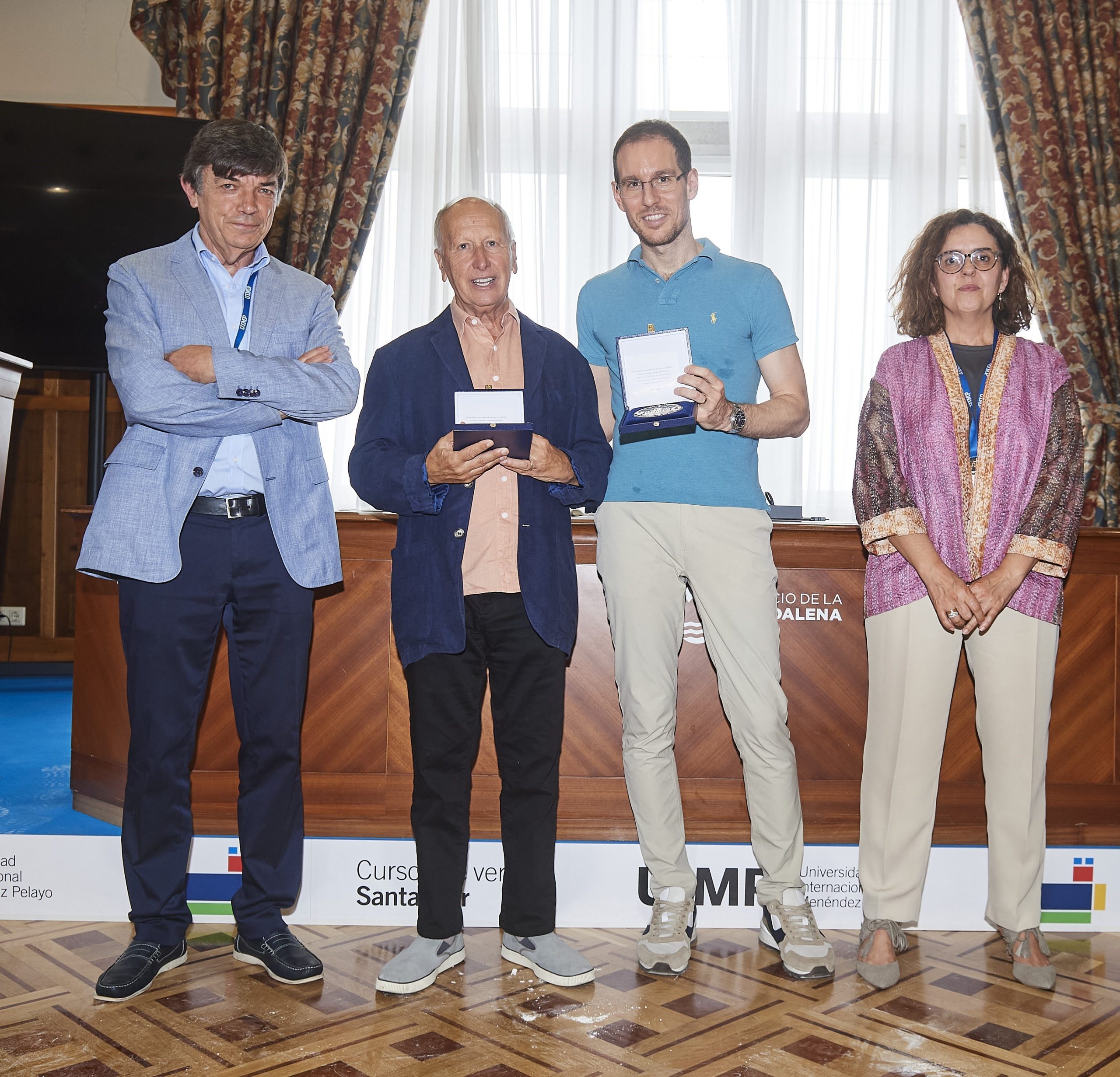 Entrega de la Medalla del 90 Aniversario de la UIMP