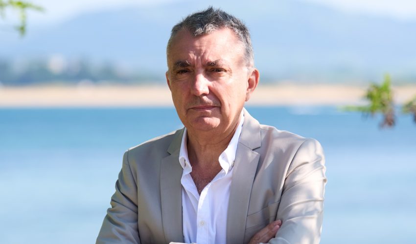 Martes literarios: Manuel Vilas.