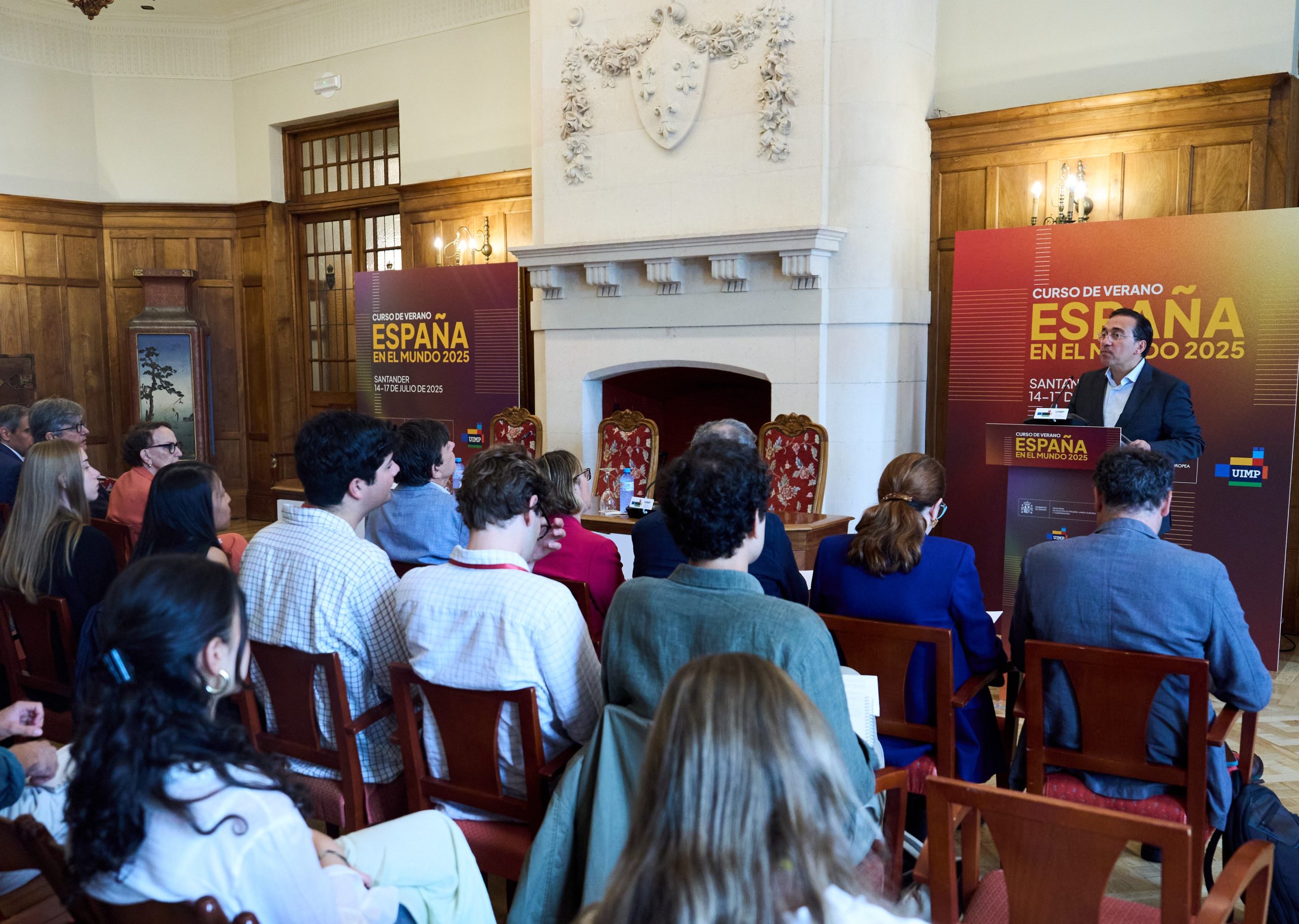 España en el mundo 2025
